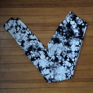 lululemon athletica Pants - Lululemon Wunder Under Shibori 4 lululemon athletica Pants - Lululemon Wunder Under Shibori 4